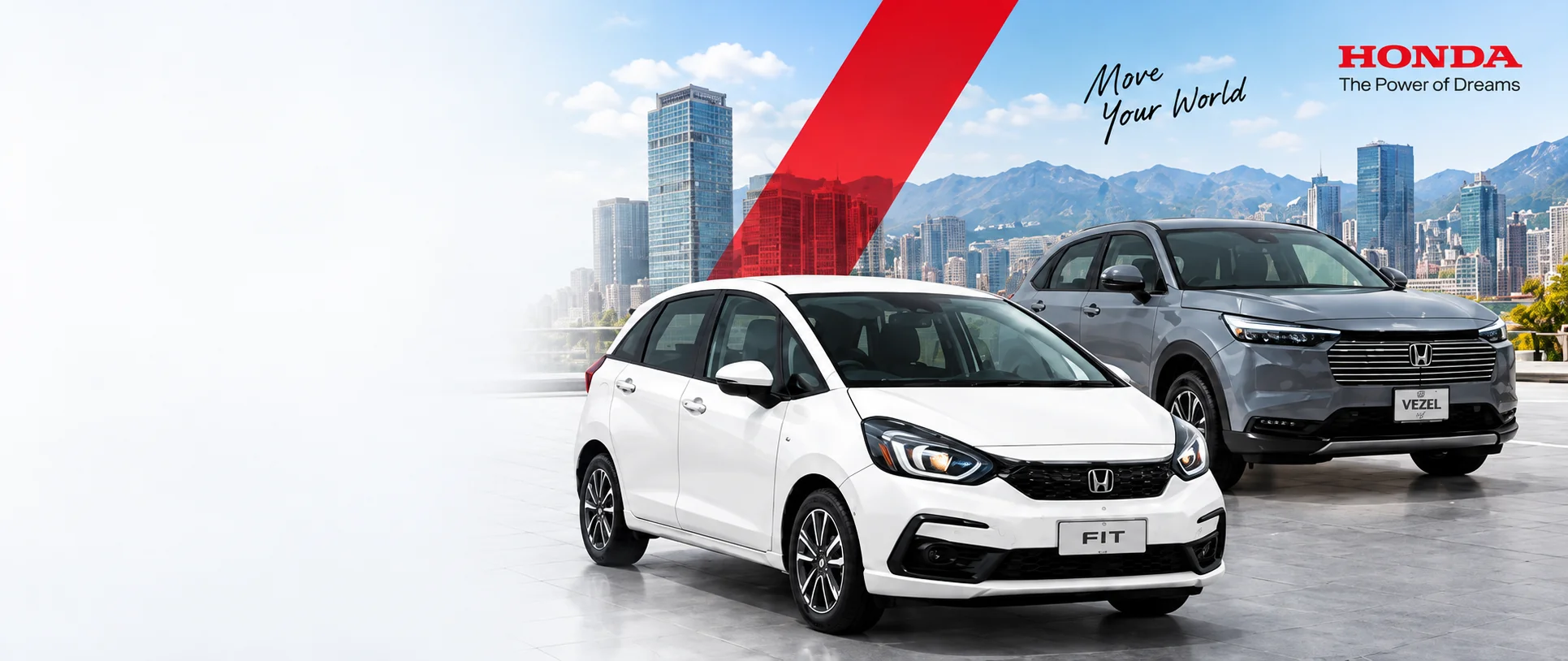 თეთრი Honda FIT და ნაცრისფერი Honda VEZEL თანამედროვე ქალაქისა და მთების ფონზე